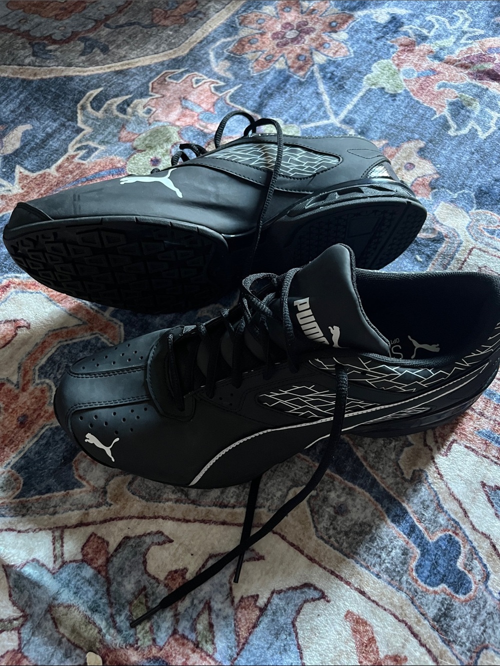 Puma Men’s Black Athletic Trainers with White Accents